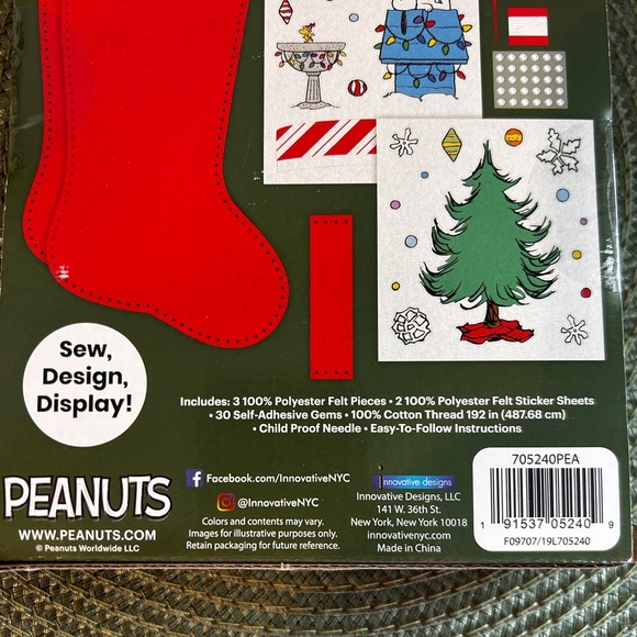 Innovative Designs Peanuts Snoopy Design Sew Make Your Own Felt Stocking Kit New - Picture 6 of 6